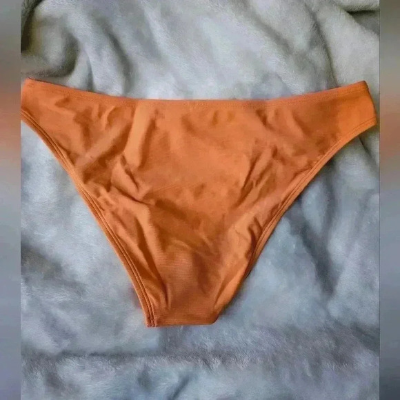 Cupshe Bikini Bottom - Picture 4 of 5